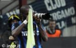 Football Italia противоречит словам агента Это'о